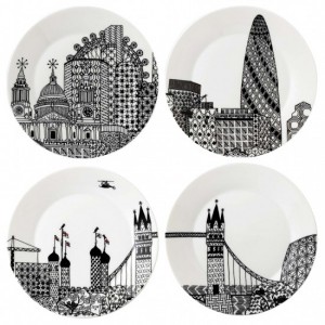 ROY773 - Royal Doulton London Calling Plates